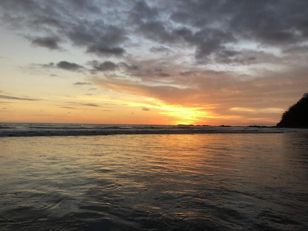 Apartamento De Lujo Las 3 Gotas Jaco, Frente Al Mar Con Vista A La Playa Екстер'єр фото